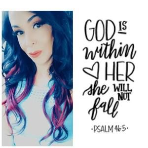 Meet your Posher, Stacy